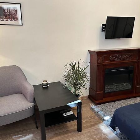 Charming Apartment Odessa Buitenkant foto